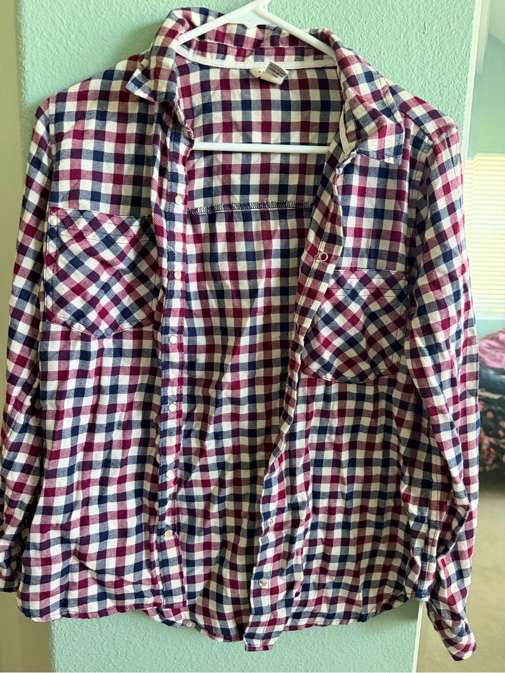 Forever 21 Women's Plaid Button-Down Shirt in Burgundy, Navy and White
